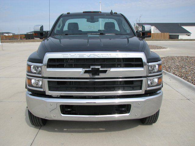2024 Chevrolet Silverado 6500HD 1LT
