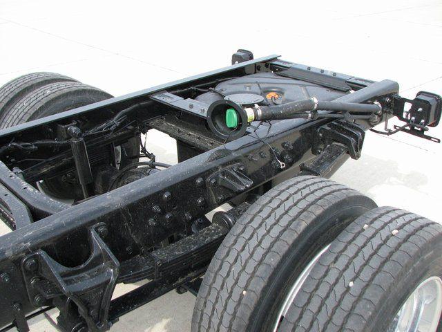 2024 Chevrolet Silverado 6500HD 1LT