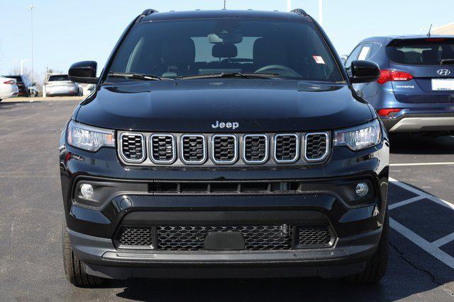 2024 Jeep Compass COMPASS LATITUDE 4X4