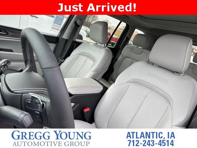 2023 Jeep Grand Cherokee Overland 4x4