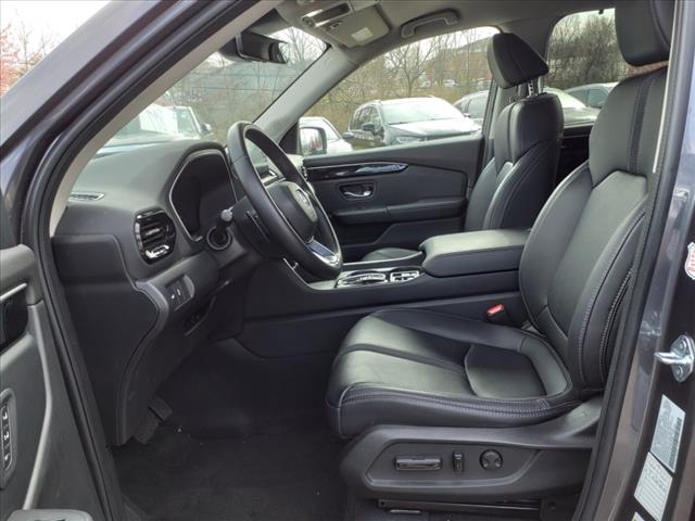 2023 Honda Pilot AWD EX-L 8 Passenger