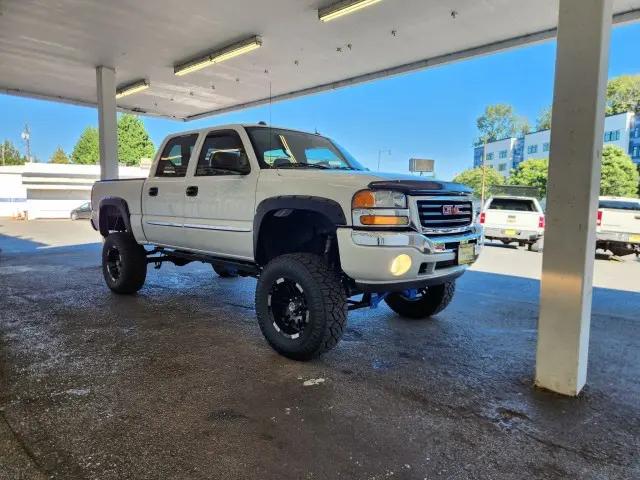 2005 GMC Sierra 1500 SLT