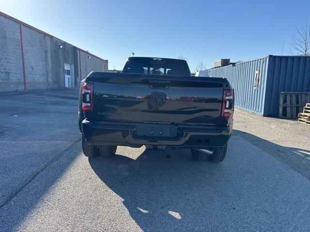2024 Ram 3500 Laramie Crew Cab 4x4 8' Box