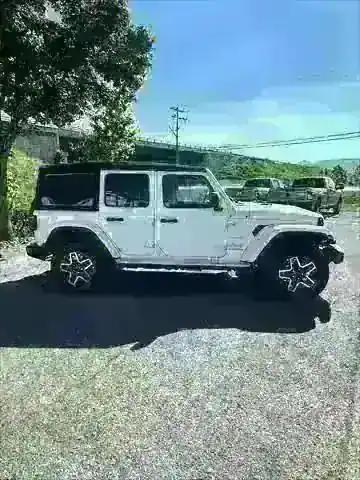 2024 Jeep Wrangler WRANGLER 4-DOOR SAHARA