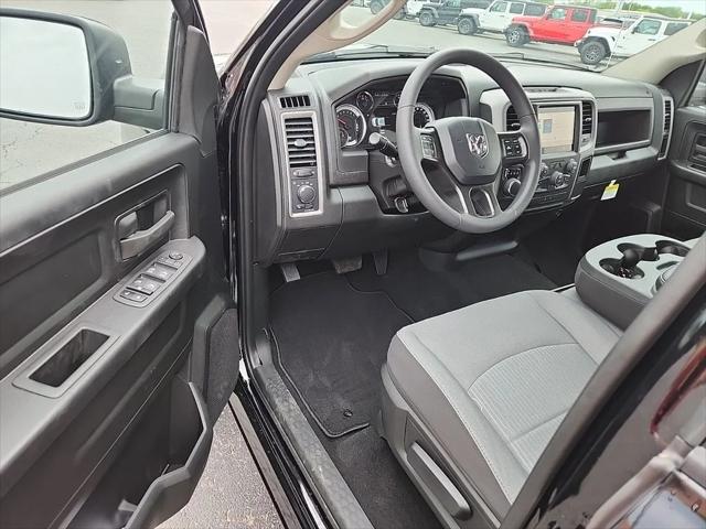 2024 RAM Ram 1500 Classic RAM 1500 CLASSIC TRADESMAN CREW CAB 4X2 57 BOX