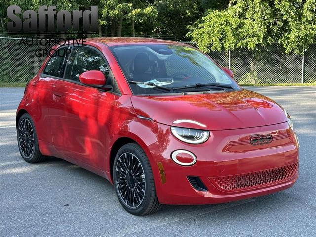 2024 Fiat FIAT 500e 500e INSPI(RED)