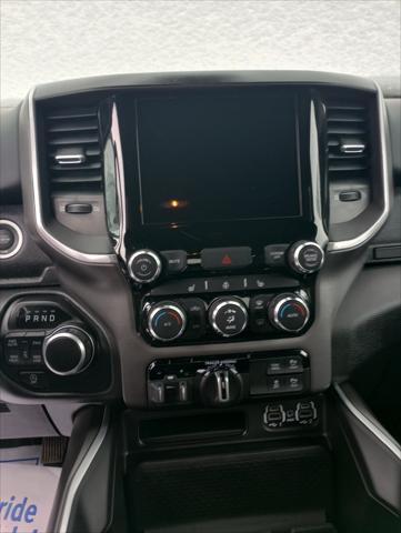 2021 Ram 1500 Big Horn Crew Cab 4x4 6'4" Box