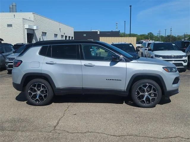 2024 Jeep Compass COMPASS LIMITED 4X4