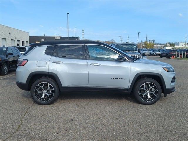 2024 Jeep Compass COMPASS LIMITED 4X4