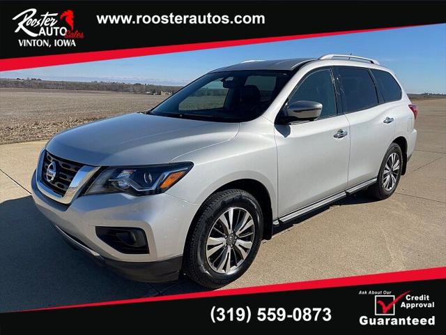 2017 Nissan Pathfinder SL for sale in Vinton, IA