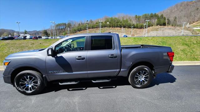 Titan Nissan