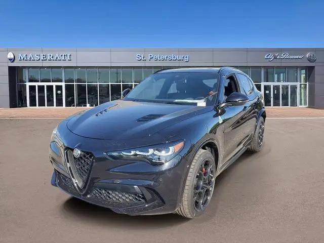 2024 Alfa Romeo Stelvio Quadrifoglio Carbon AWD