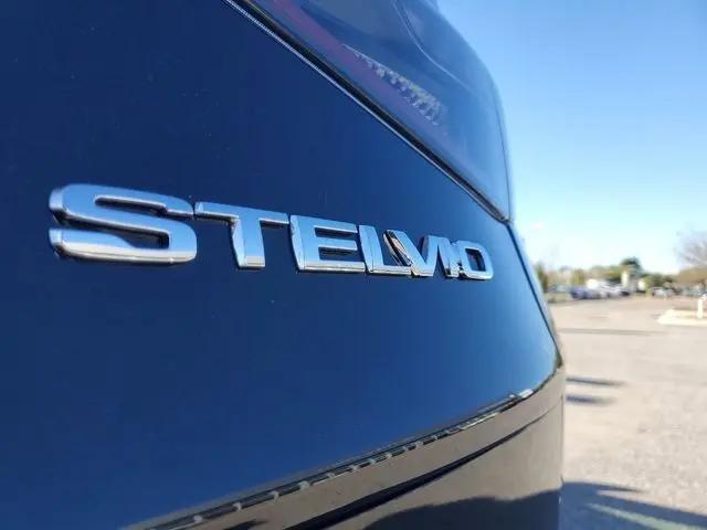 2024 Alfa Romeo Stelvio Quadrifoglio Carbon AWD