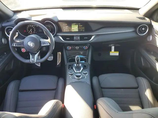 2024 Alfa Romeo Stelvio Quadrifoglio Carbon AWD