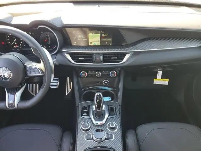 2024 Alfa Romeo Stelvio Quadrifoglio Carbon AWD