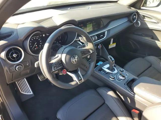 2024 Alfa Romeo Stelvio Quadrifoglio Carbon AWD