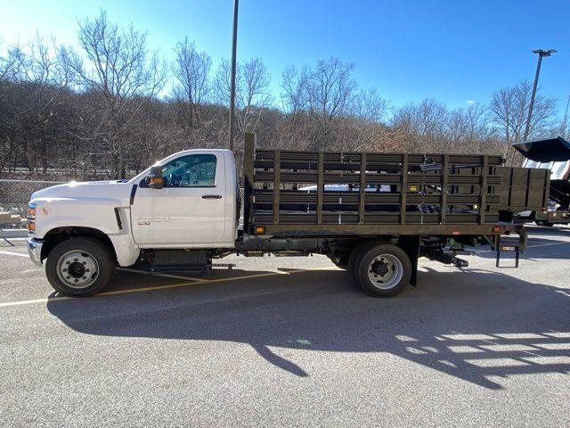 2024 Chevrolet Silverado 6500HD 1WT