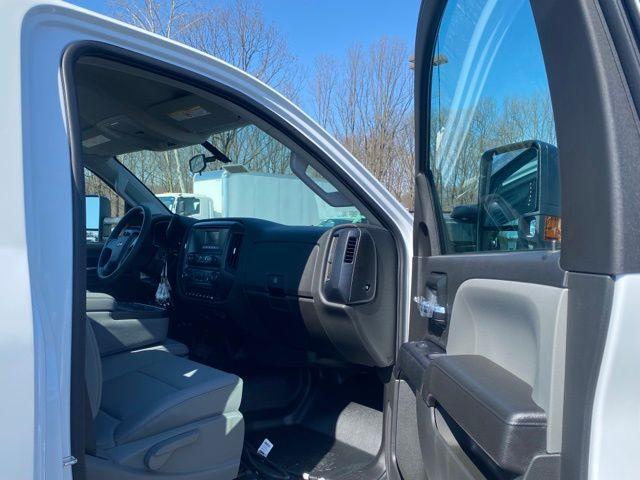 2024 Chevrolet Silverado 6500HD 1WT