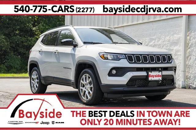 2024 Jeep Compass COMPASS LATITUDE LUX 4X4