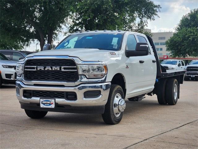 2024 RAM Ram 3500 Chassis Cab RAM 3500 TRADESMAN CREW CAB CHASSIS 4X4 60 CA