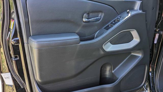 2023 Nissan Frontier Crew Cab SV 4x4