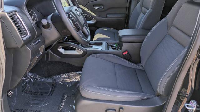 2023 Nissan Frontier Crew Cab SV 4x4