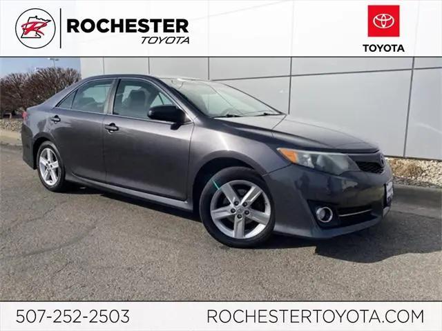 2014 Toyota Camry SE for sale in Rochester, MN