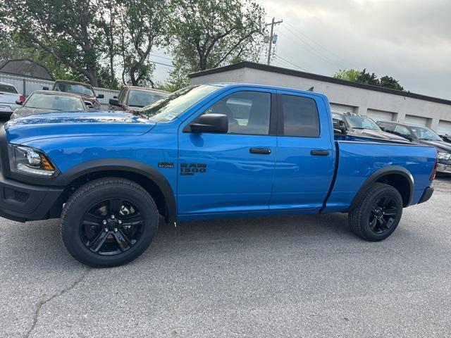 2024 RAM Ram 1500 Classic RAM 1500 CLASSIC WARLOCK QUAD CAB 4X2 64 BOX