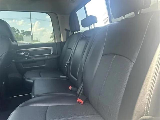 2018 RAM 3500 Laramie Crew Cab 4x4 8 Box