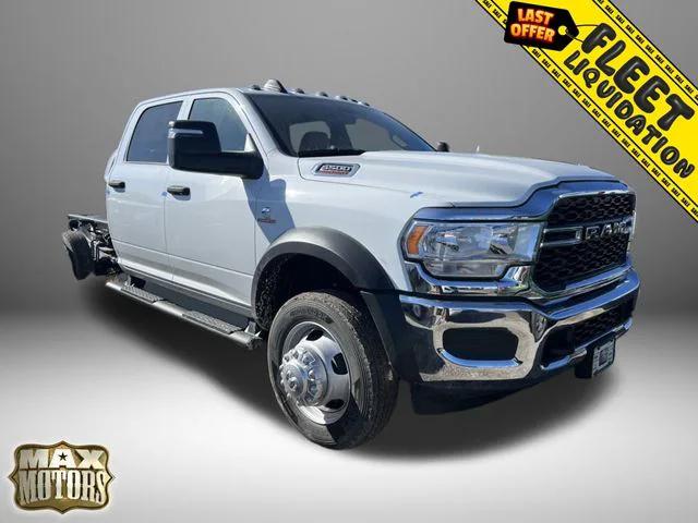 2024 RAM Ram 5500 Chassis Cab RAM 5500 TRADESMAN CHASSIS CREW CAB 4X4 60 CA