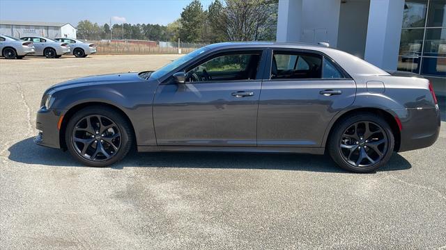 2023 Chrysler Chrysler 300 300 TOURING L RWD