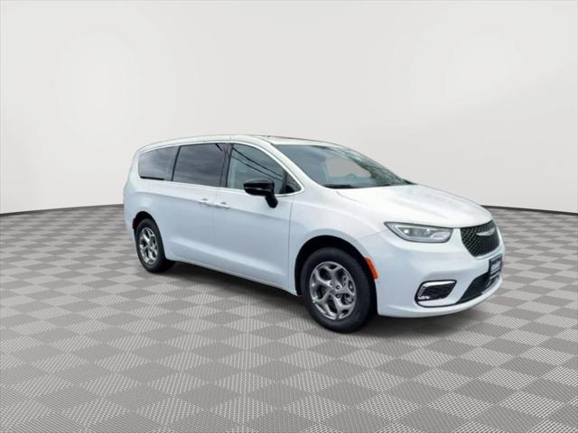 2024 Chrysler Pacifica PACIFICA LIMITED AWD