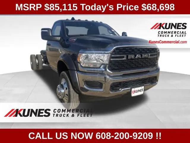 2024 RAM Ram 5500 Chassis Cab RAM 5500 SLT CHASSIS REGULAR CAB 4X4 120 CA