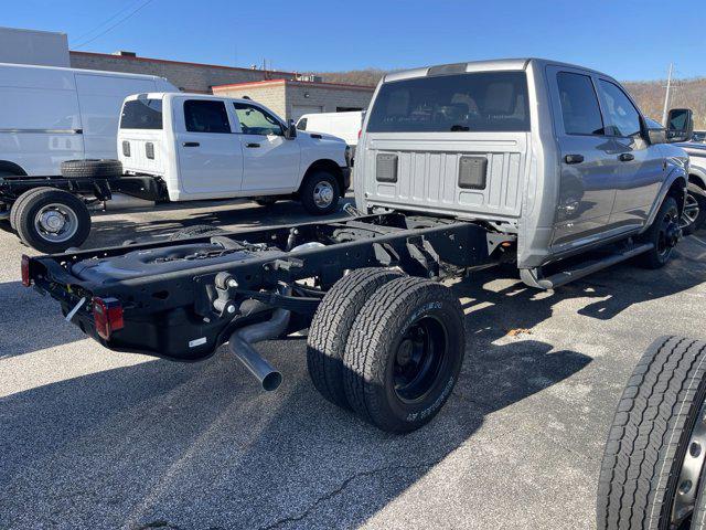 2024 Ram 3500 Tradesman/SLT/Laramie/Limited