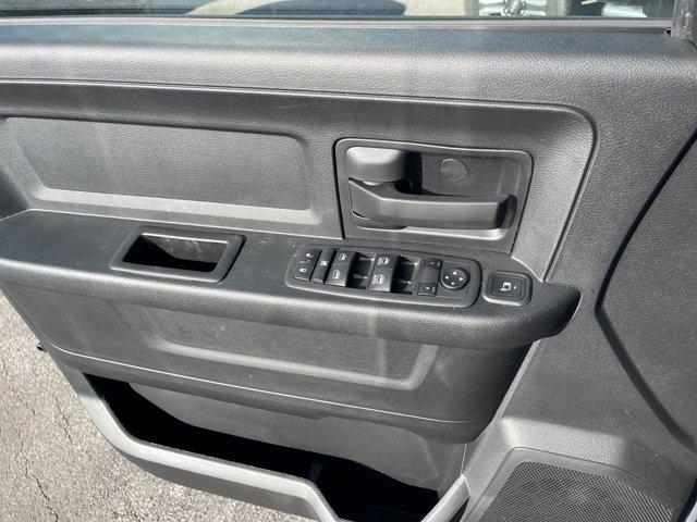2024 Ram 3500 Tradesman/SLT/Laramie/Limited