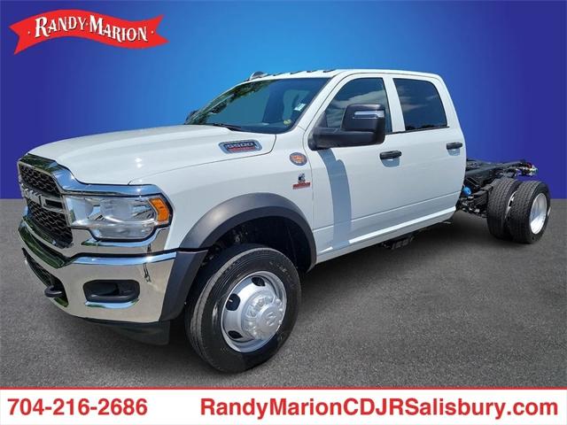 2024 RAM Ram 5500 Chassis Cab RAM 5500 TRADESMAN CHASSIS CREW CAB 4X4 60 CA