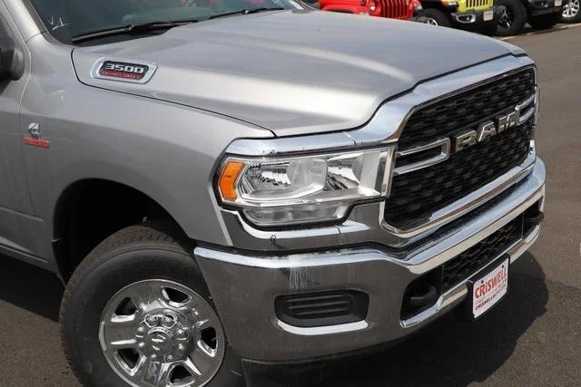 2024 RAM Ram 3500 RAM 3500 TRADESMAN CREW CAB 4X4 8 BOX