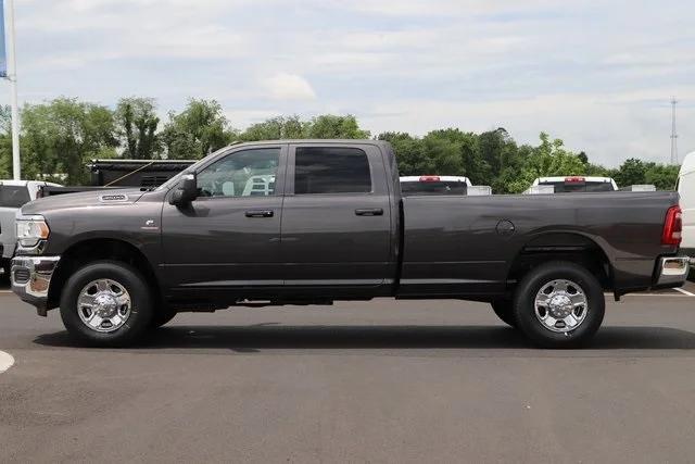 2024 RAM Ram 3500 RAM 3500 TRADESMAN CREW CAB 4X4 8 BOX