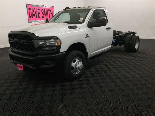 2024 RAM Ram 3500 Chassis Cab RAM 3500 TRADESMAN CHASSIS REGULAR CAB 4X4 84 CA