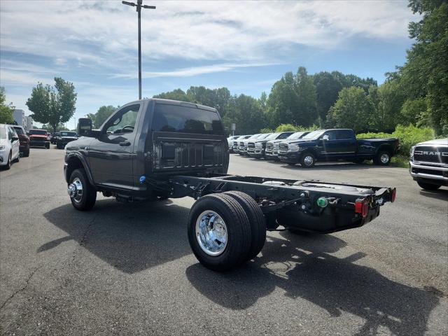 2024 RAM Ram 3500 Chassis Cab RAM 3500 TRADESMAN CHASSIS REGULAR CAB 4X4 60 CA