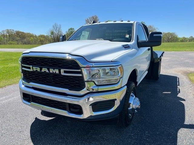 2024 RAM Ram 3500 Chassis Cab RAM 3500 TRADESMAN CHASSIS REGULAR CAB 4X4 60 CA