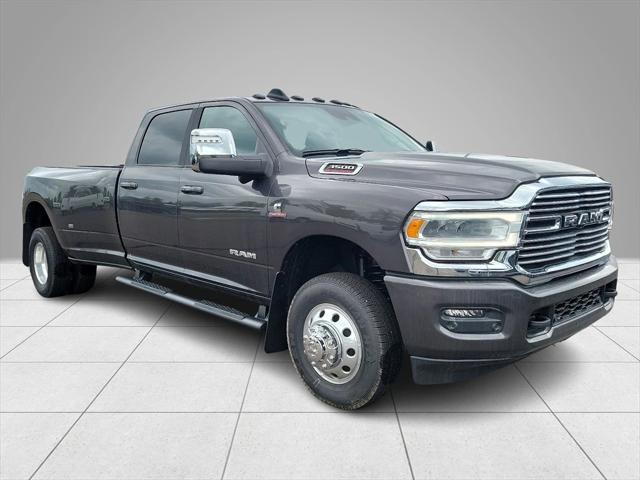 2024 RAM Ram 3500 RAM 3500 LARAMIE CREW CAB 4X4 8 BOX