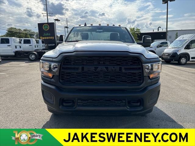 2024 RAM Ram 3500 Chassis Cab RAM 3500 TRADESMAN CHASSIS REGULAR CAB 4X4 60 CA