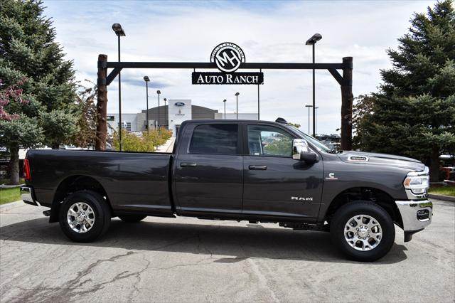 2024 RAM Ram 3500 RAM 3500 LARAMIE CREW CAB 4X4 8 BOX