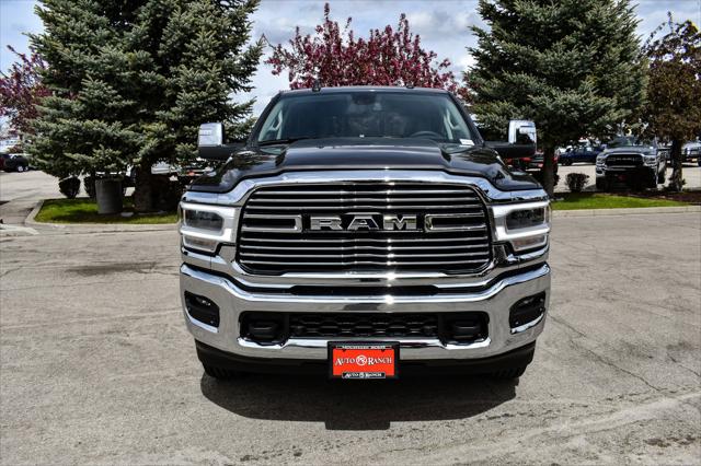 2024 RAM Ram 3500 RAM 3500 LARAMIE CREW CAB 4X4 8 BOX