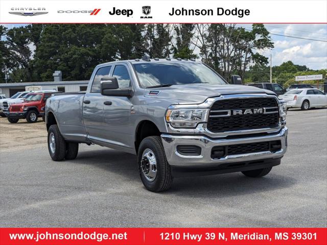 2024 RAM Ram 3500 RAM 3500 TRADESMAN CREW CAB 4X4 8 BOX