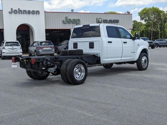 2024 RAM Ram 4500 Chassis Cab RAM 4500 SLT CHASSIS CREW CAB 4X4 60 CA