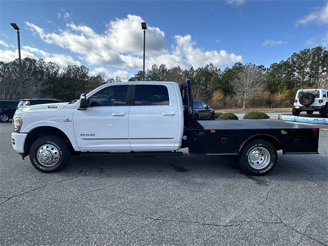 2024 RAM Ram 3500 Chassis Cab RAM 3500 LIMITED CREW CAB CHASSIS 4X4 60 CA