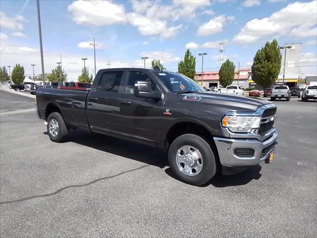 2024 RAM Ram 3500 RAM 3500 TRADESMAN CREW CAB 4X4 8 BOX