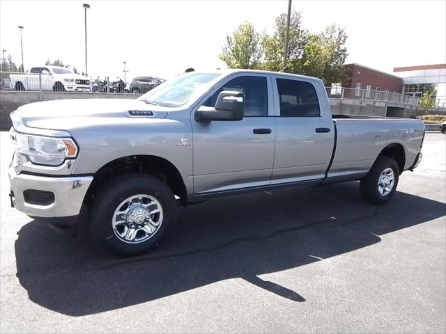 2024 RAM Ram 3500 RAM 3500 TRADESMAN CREW CAB 4X4 8 BOX